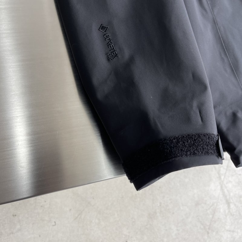 아크테릭스 알파 GORE-TEX Pro 하드쉘 재킷 001-276800