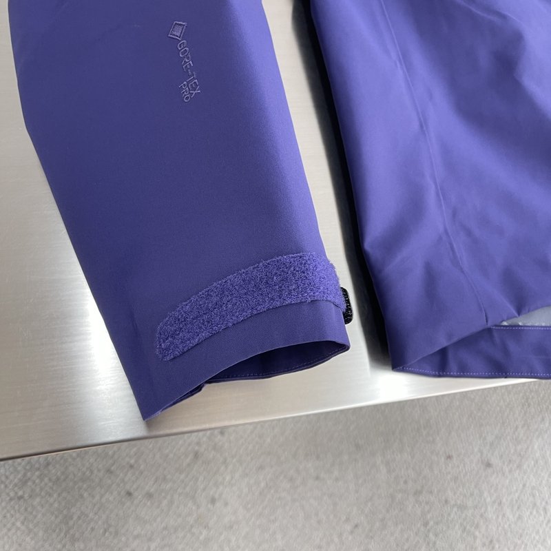 ARC'TERYX Alpha SV 7세대 GORE-TE 001-276803
