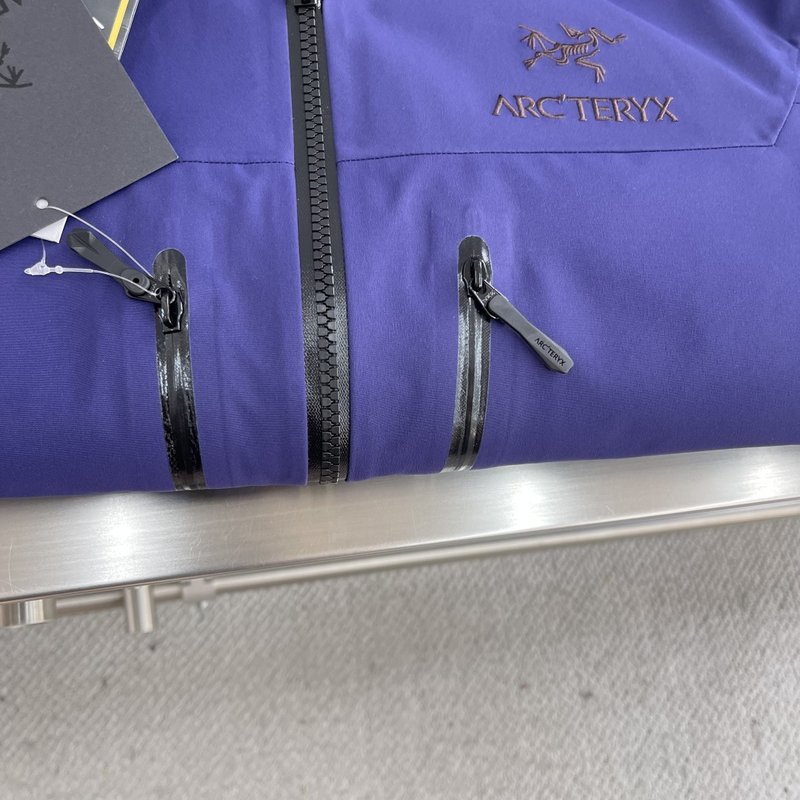 ARC'TERYX Alpha SV 7세대 GORE-TE 001-276803