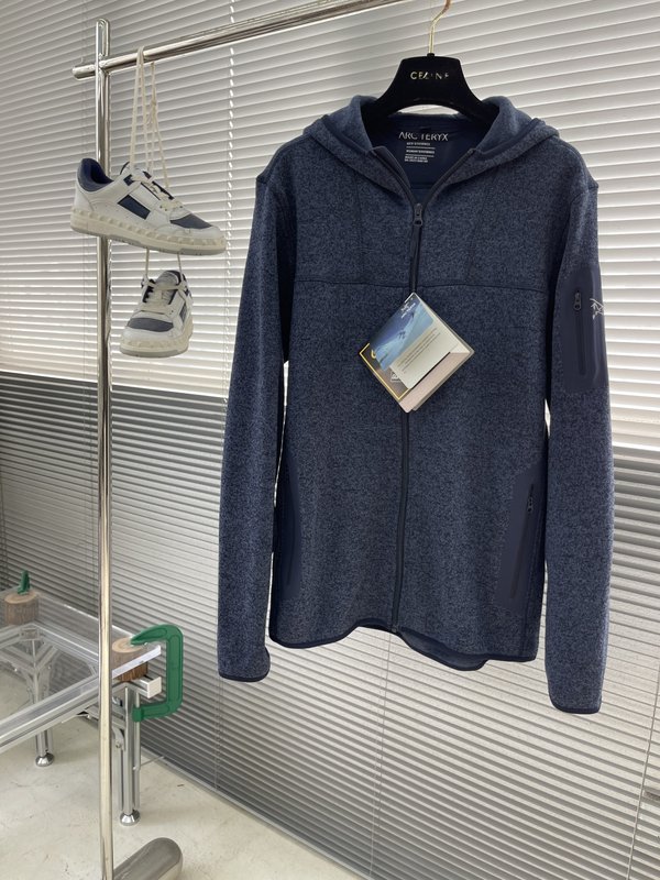 아크테릭스 COVERT CARDIGAN 보온 플리스 후 001-276811