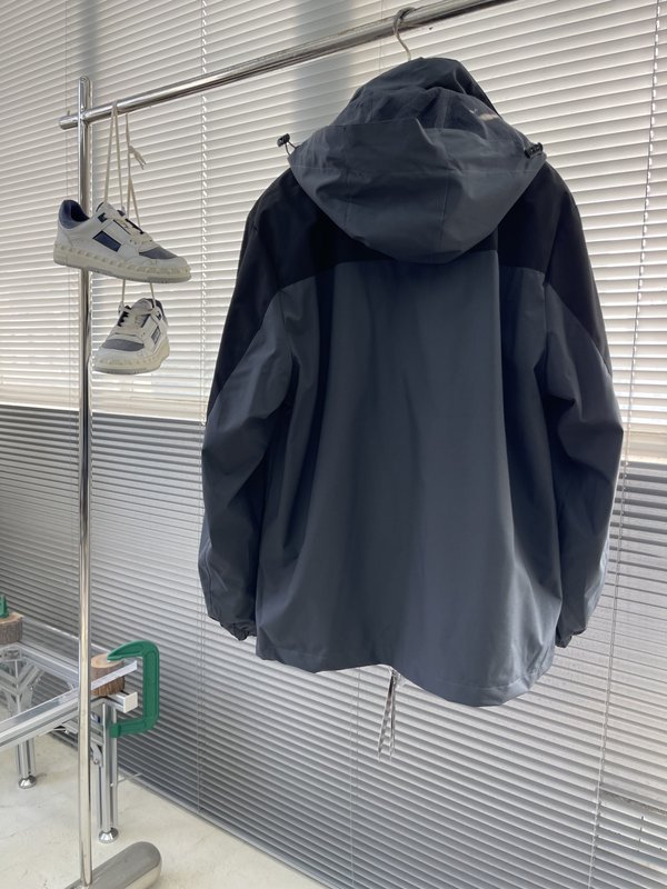 아크테릭스 스타일 3-in-1 방풍 방수 아웃도어 재킷 001-276833
