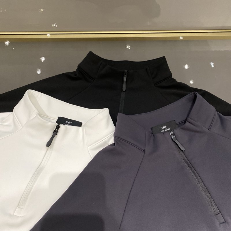 ARC'TERYX 남성 스탠드칼라 하프지퍼 베이스레이어 001-276855