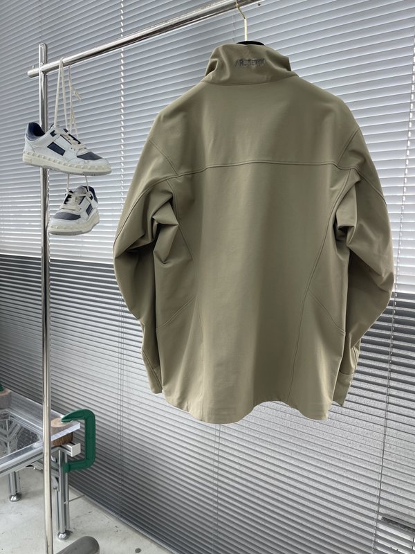 아크테릭스 SOLANO 방풍 스탠드칼라 소프트쉘 자켓 001-276915