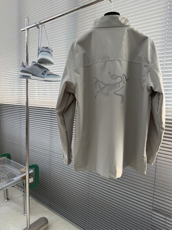 ARC'TERYX 경량 방풍 자켓 001-276939