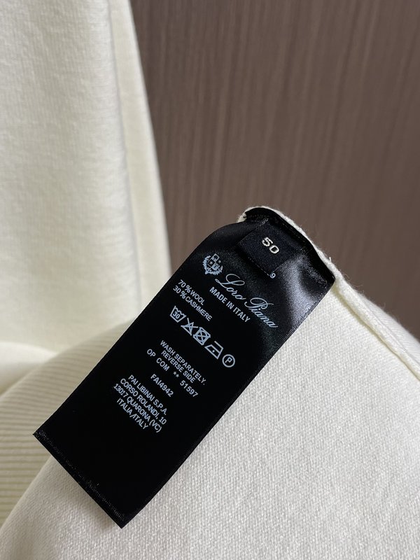Loro Piana 가을겨울 니트 폴로 001-276942