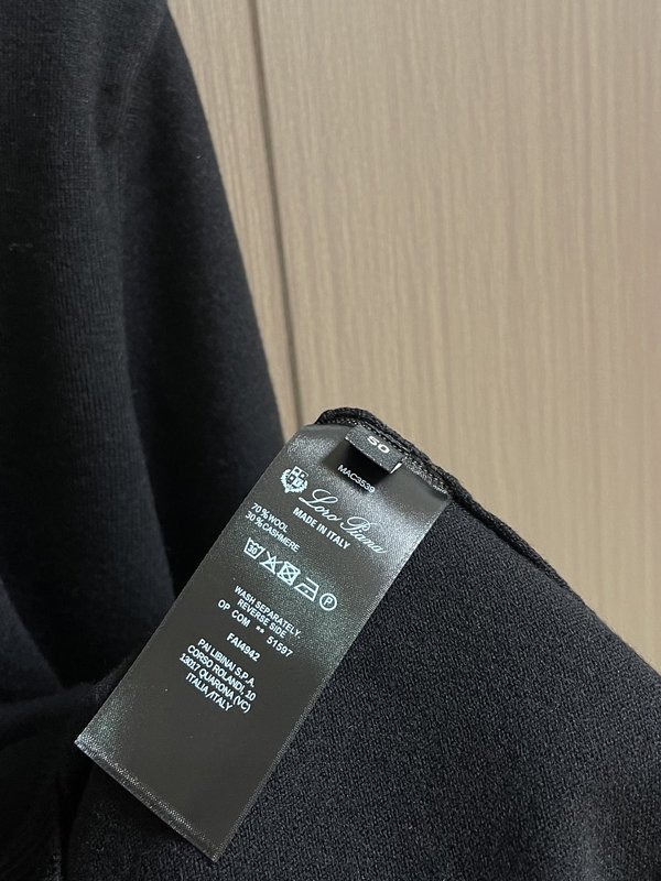 로로피아나 가을겨울 니트 폴로 셔츠 001-276945