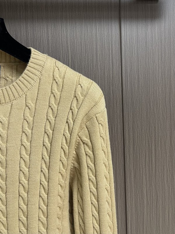 Ralph Lauren 케이블 꽈배기 라운드넥 니트 001-276950