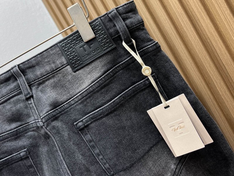 TF 가을겨울 단색 캐주얼 팬츠 001-277151