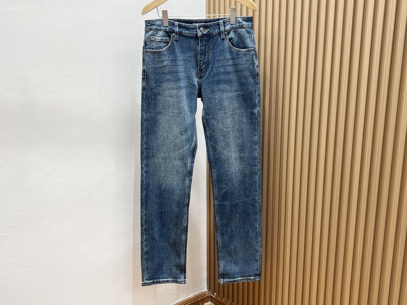 톰 포드 단색 상의 001-277154
