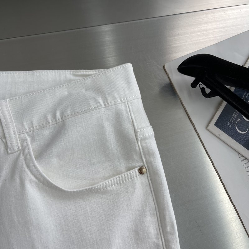 Tom Ford 심플 화이트 진 001-277165