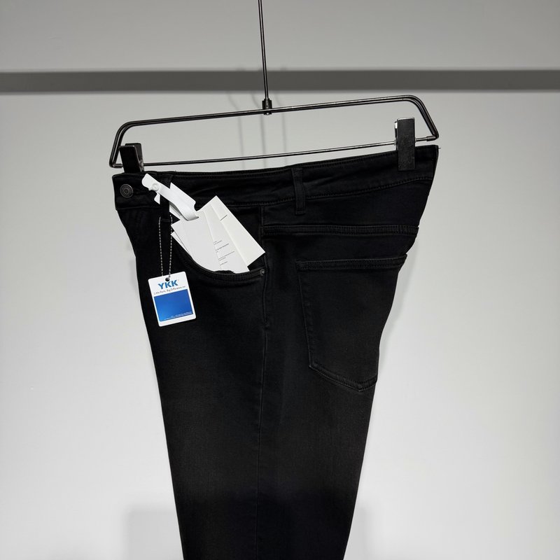 로에베 블랙 캐주얼 청바지 001-277256