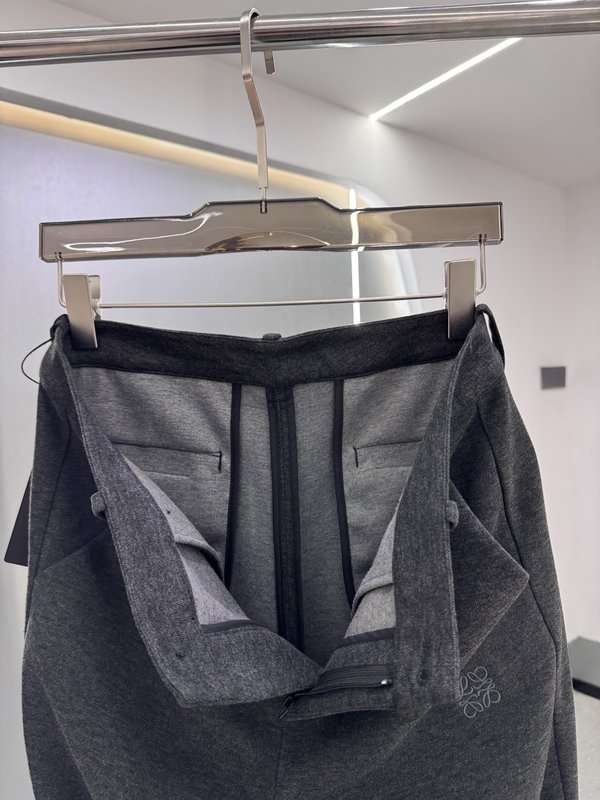 로에베 울 혼방 캐주얼 팬츠 001-277272