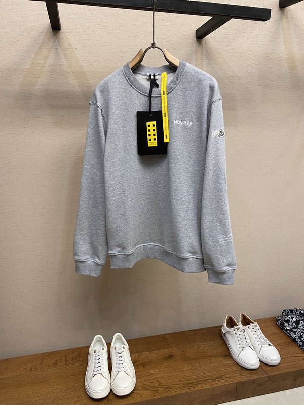 Moncler 프린트 라운드넥 스웨트셔츠 001-277306