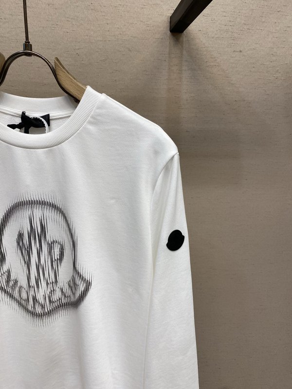 Moncler 라운드넥 풀오버 긴팔 스웨트셔츠 001-277311