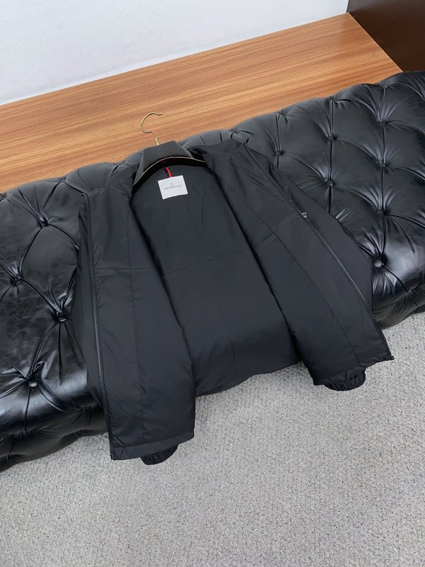 몽클레어 심플 후드 패딩 자켓 001-277354