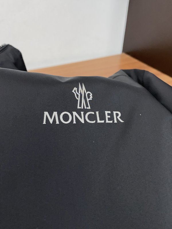 몽클레어 심플 후드 패딩 자켓 001-277354