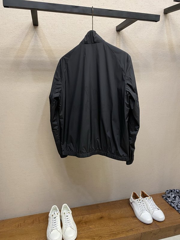 Moncler 남성 캐주얼 재킷 001-277367