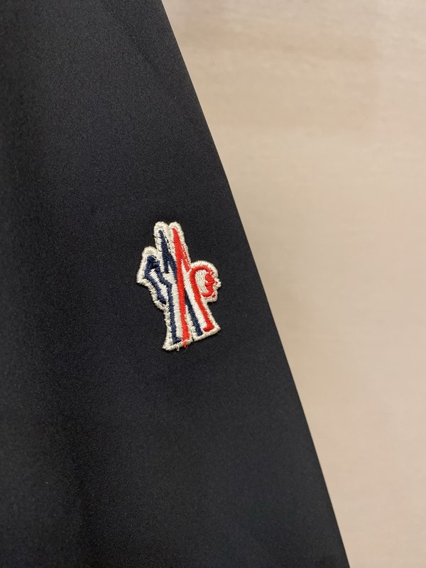 Moncler 남성 후드 집업 재킷 001-277371