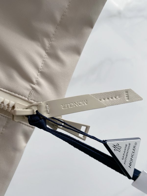Moncler 2026 봄 신상 후드 재킷 001-277373