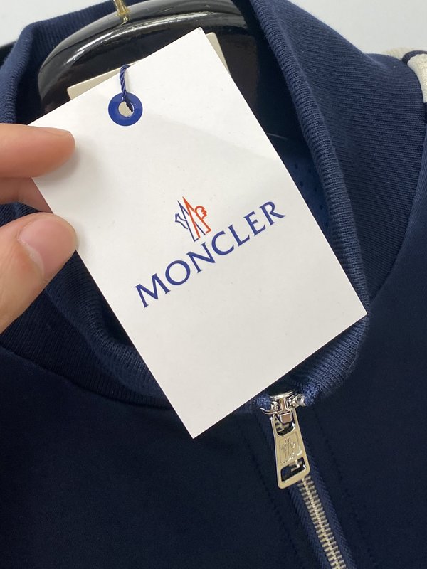 몽클레어 남성 캐주얼 상하의 세트 001-277504