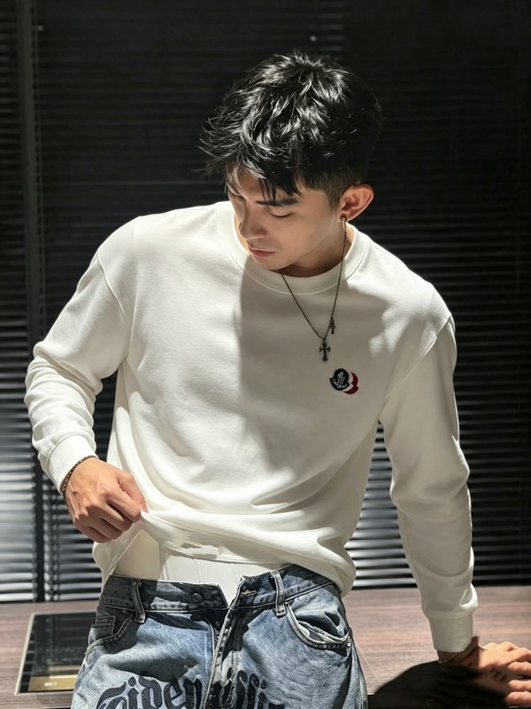 몽클레어 긴팔 티셔츠 001-277541