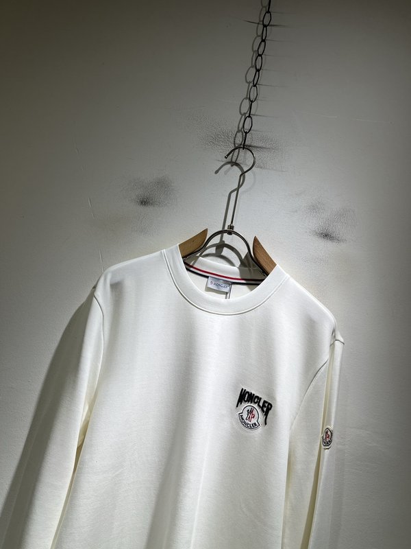 몽클레어 긴팔 티셔츠 001-277544