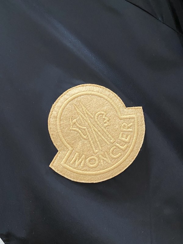 Moncler 클래식 로고 봄 자켓 001-277547