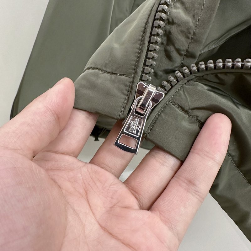 Moncler 남성 얇은 패딩 후드 워크 자켓 001-277561