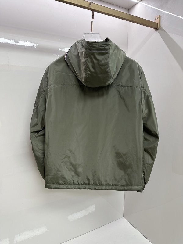 Moncler 남성 얇은 패딩 후드 워크 자켓 001-277561