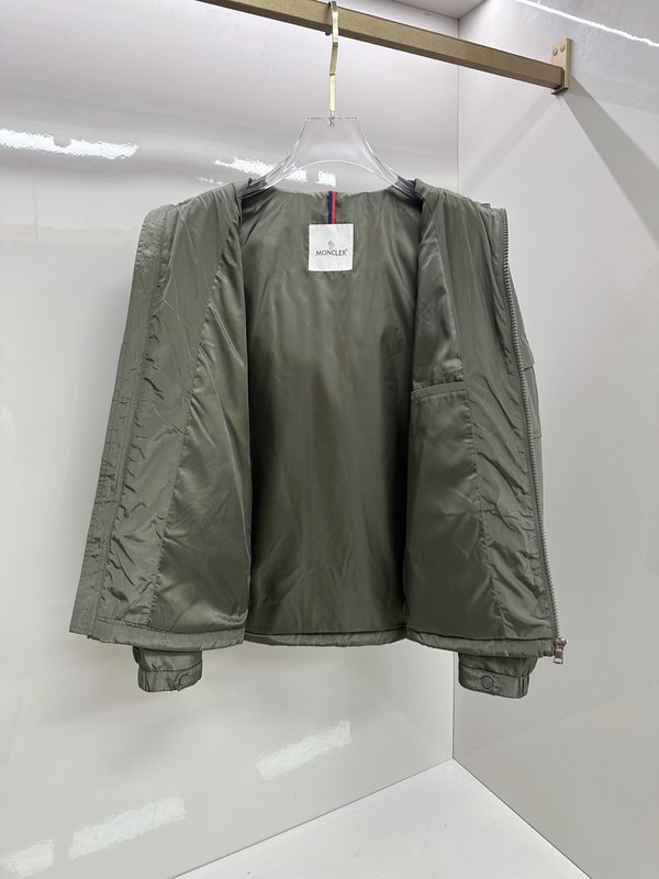 Moncler 남성 얇은 패딩 후드 워크 자켓 001-277561
