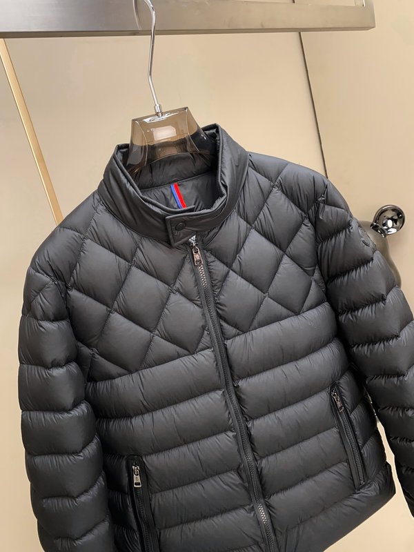 몽클레어 블랙라벨 남성 다운 점퍼 001-277586