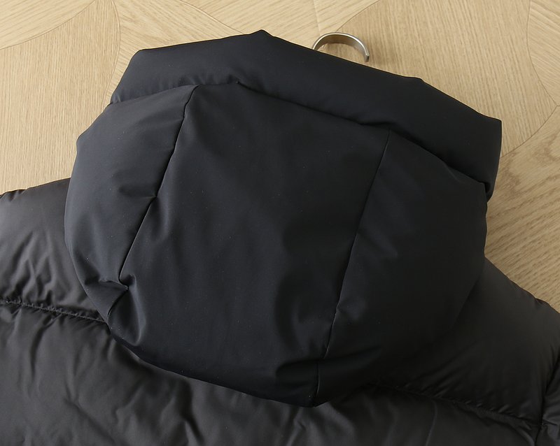몽클레어 후드 다운 패딩 자켓 001-277589