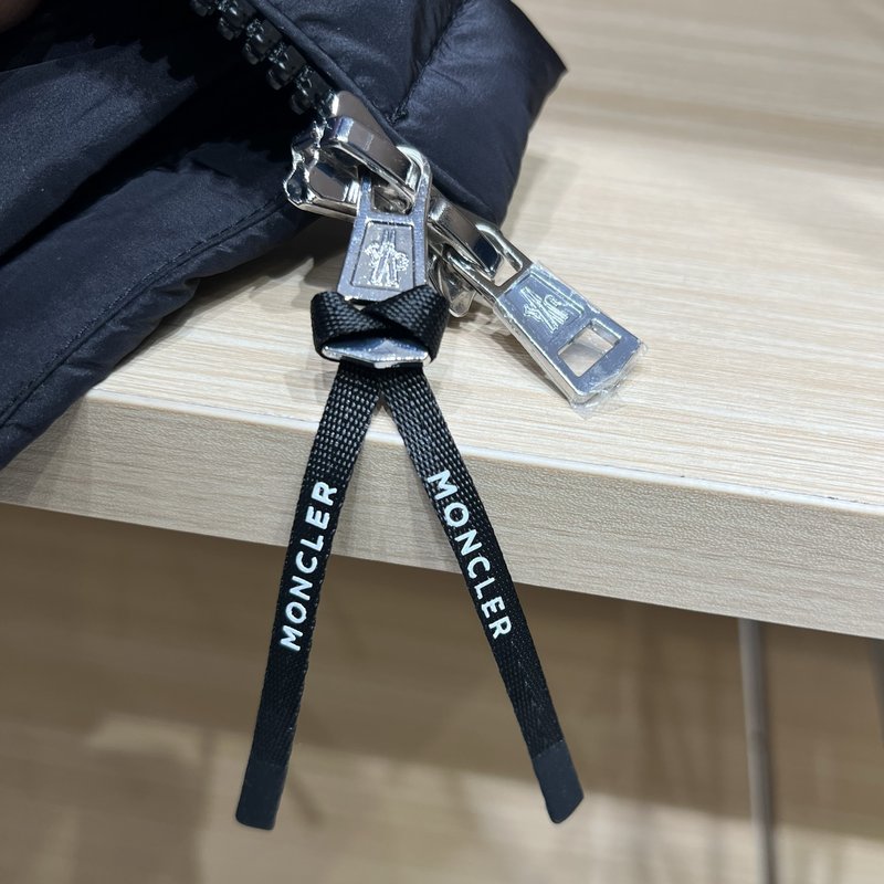 몽클레어 갈리온 후드 다운 자켓 001-277602