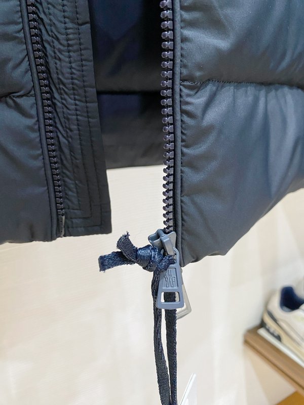 몽클레어 겨울 신상 다운점퍼 남녀공용 001-277606