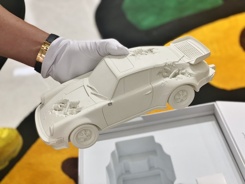 Daniel Arsham 에로디드 포르쉐 911 터보 001-277656