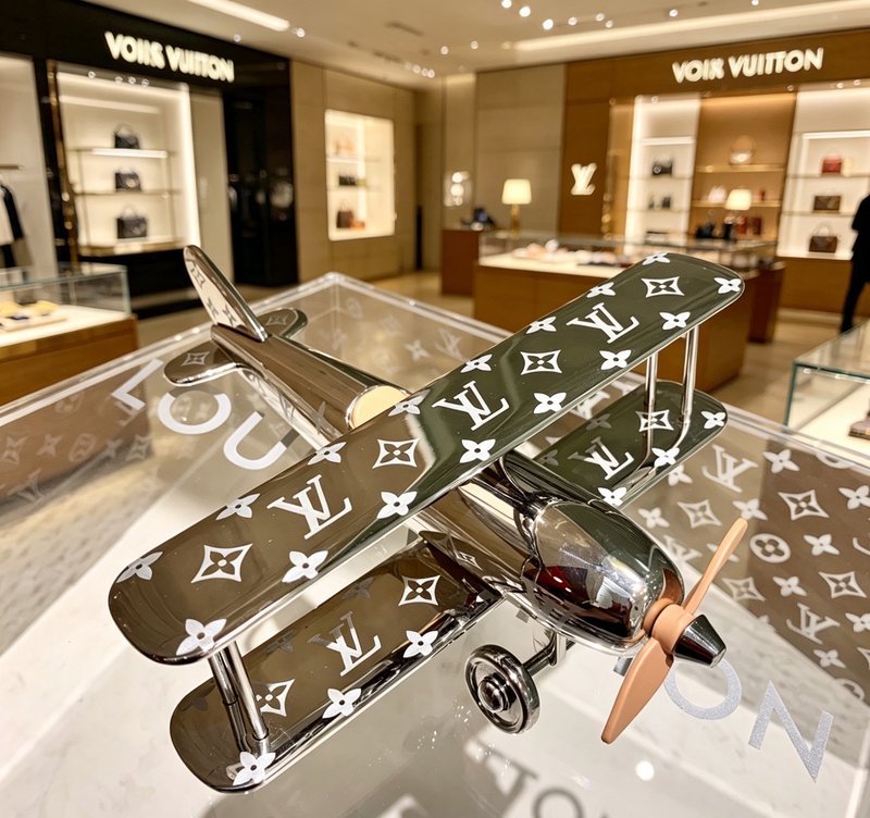 LV 한정 복엽기 장식품 001-277658