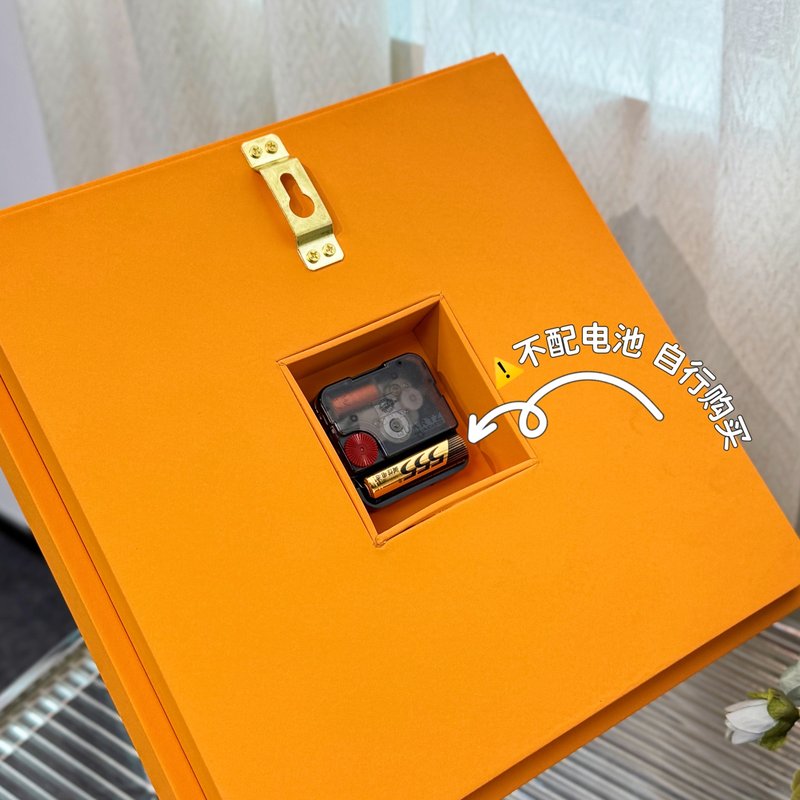 클래식 모노그램 레트로 벽시계 001-277669