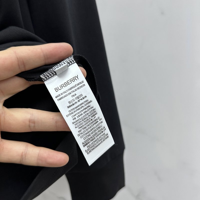 버버리 체크 포켓 긴팔 티셔츠 001-277728