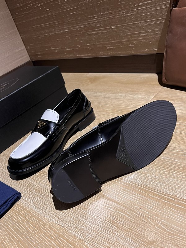 프라다 남성 캐주얼 로퍼 001-277814