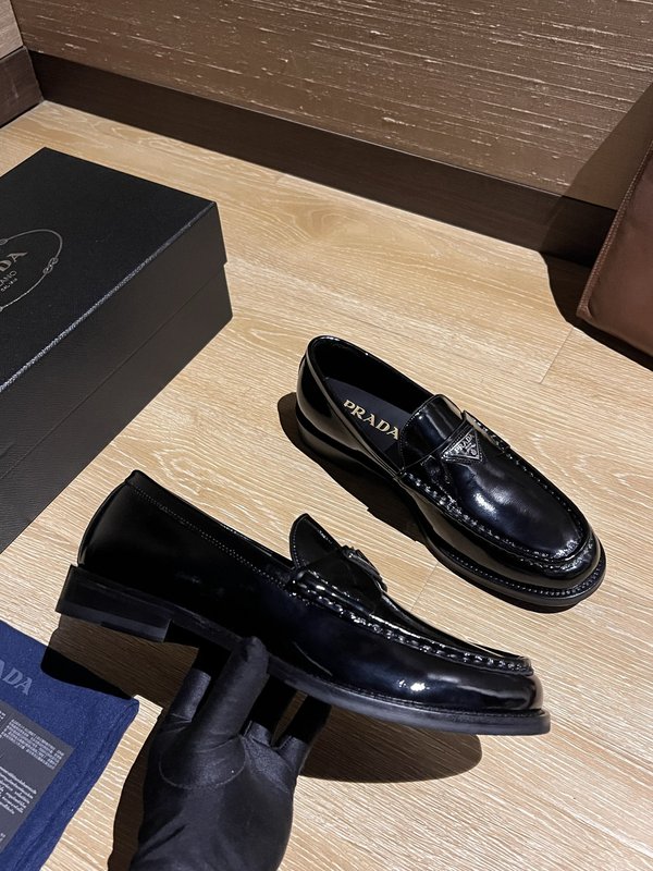 Prada 프라다 남성 캐주얼 가죽 신발 001-277820