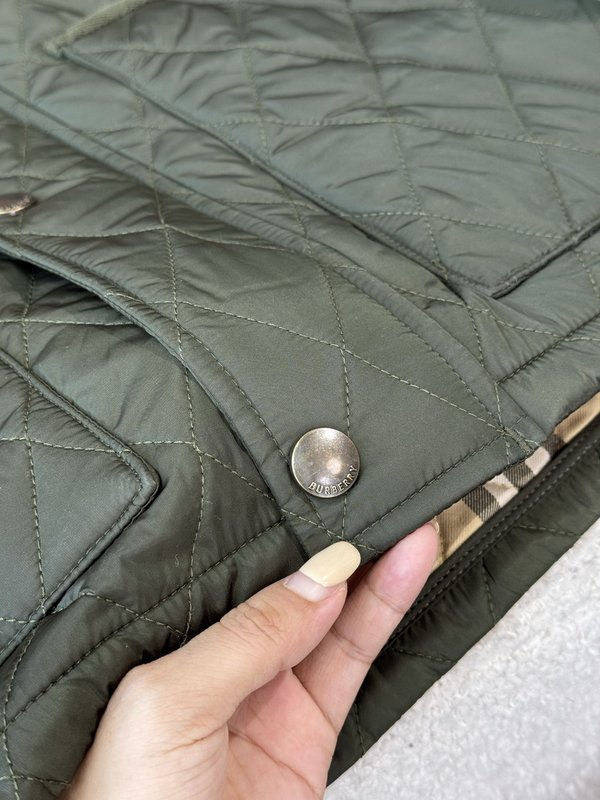 버버리 남성 퀼팅 나일론 곡창 재킷 001-277934