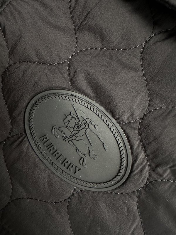 Burberry 남성 격자 무늬 패딩 자켓 (가을겨울) 001-277942