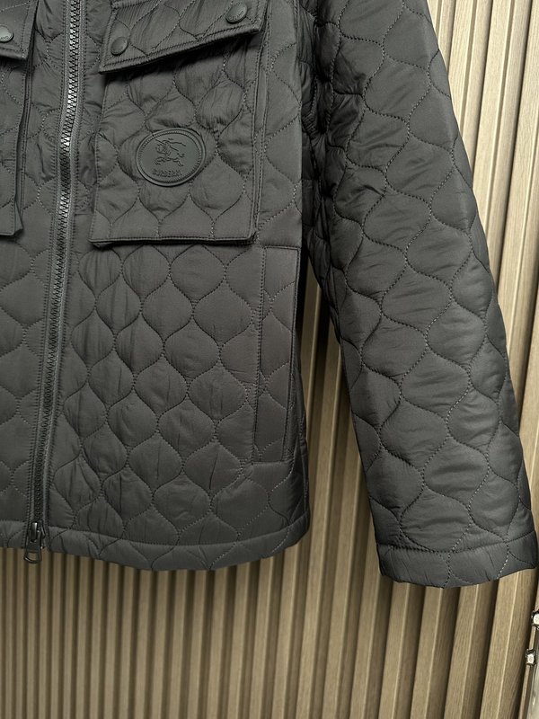 Burberry 남성 격자 무늬 패딩 자켓 (가을겨울) 001-277942