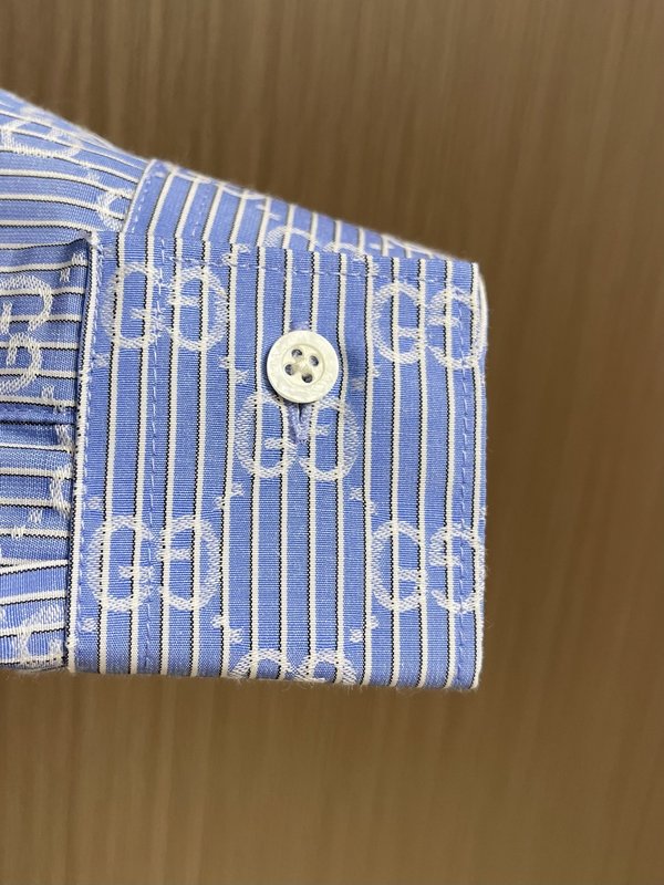 GUCCI 스트라이프 풀 로고 드롭 칼라 긴팔 셔츠 001-277955