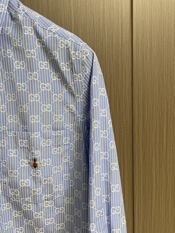 GUCCI 스트라이프 풀 로고 드롭 칼라 긴팔 셔츠 001-277955