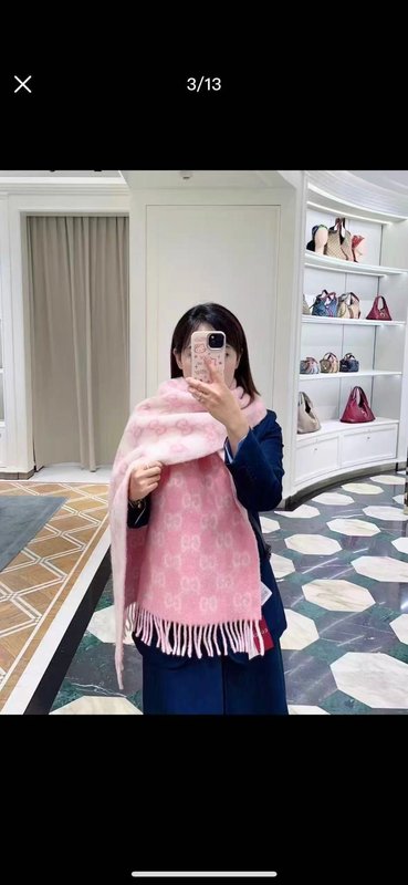 GUCCI 그라데이션 스카프 001-278031