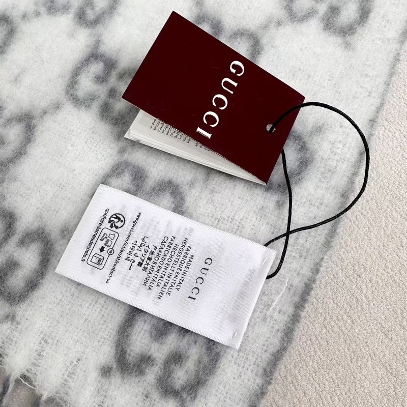 GUCCI 그라데이션 스카프 001-278038
