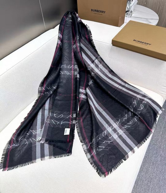 버버리 메탈릭 체크 머플러 001-278055