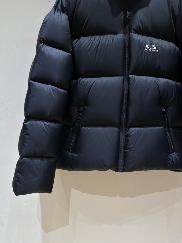 발렌시아가 남성 다운 자켓 001-278119
