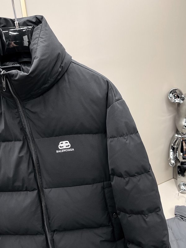 발렌시아가 오버사이즈 다운 패딩 커플룩 001-278124